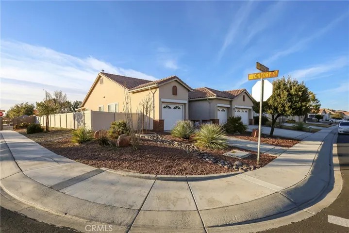 10780 Aster Lane, Apple Valley, California 92308