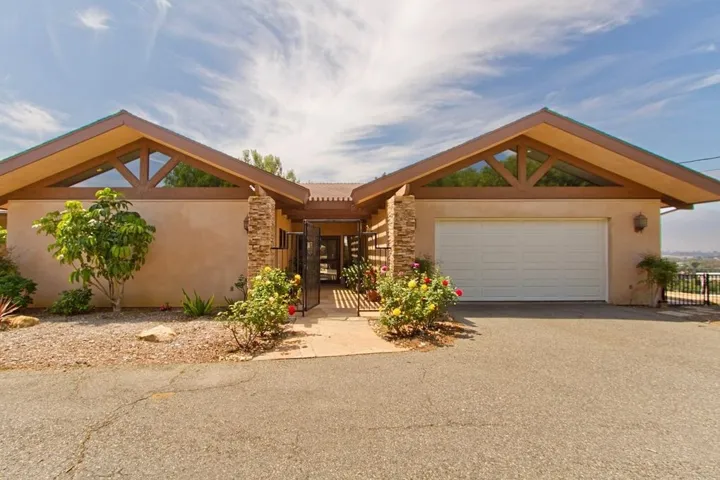 2034 Santa Margarita Dr, Fallbrook, California 92028
