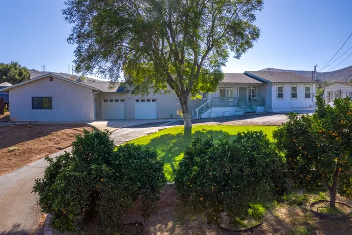 11010 Oak Creek Dr, Lakeside, California 92040