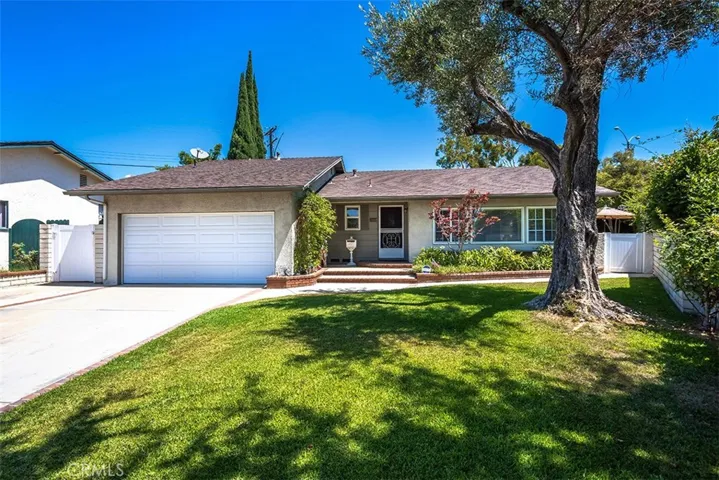 15039 Oakbury Drive, La Mirada, California 90638