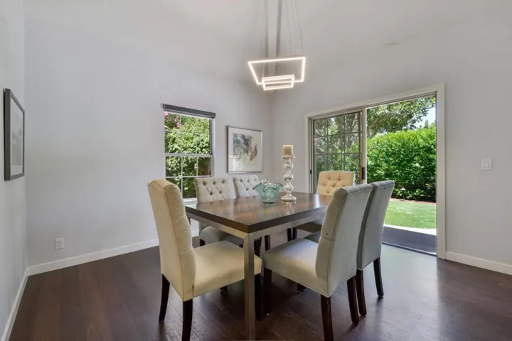 1282 Cuernavaca Circulo, Mountain View, California 94040