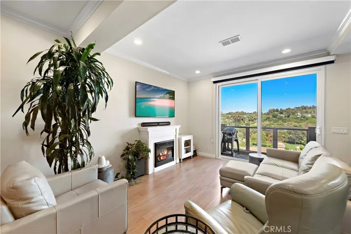 Panoramic VIEWS from the living room, dining room, and master bedroom. Enjoy the luxurious lifestyle La Vista has to offer!!
