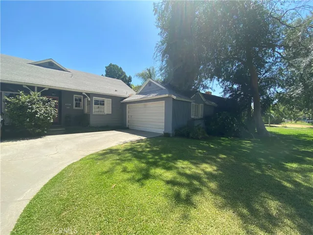 4758 Granada Avenue, Riverside, California 92504