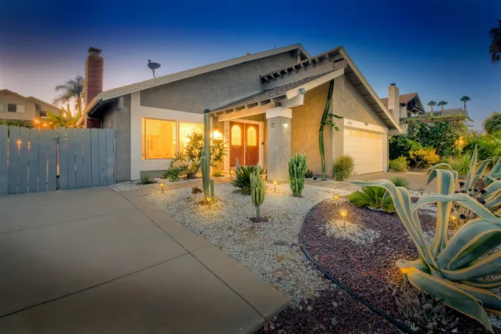 5762 Avenida Sanchez, San Diego, California 92124
