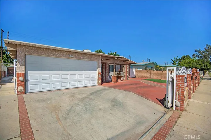9853 Mercedes Avenue, Arleta, California 91331
