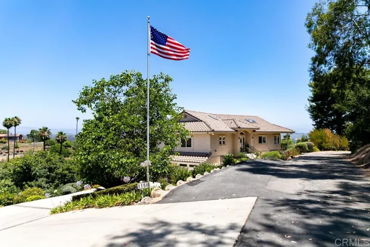 1150 Via Conejo, Escondido, California 92029