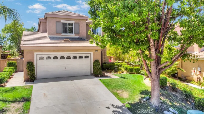 27813 Sweetwater Lane, Valencia, California 91354