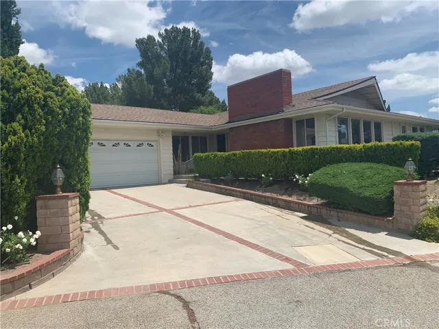 17208 Midwood Drive, Granada Hills, California 91344