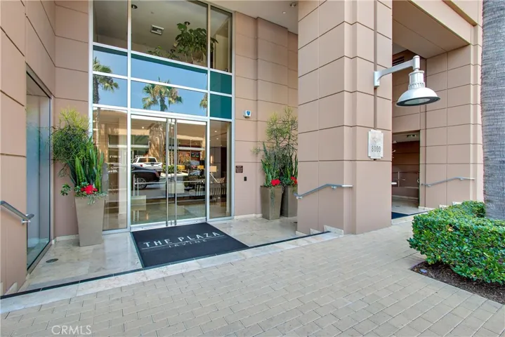 8052 Scholarship, Irvine, California 92612