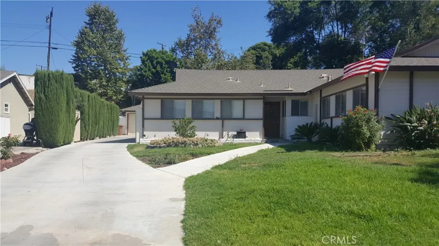 3072 Maple Avenue, Fullerton, California 92835