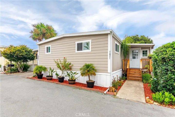 1821 Thelma Drive 53, San Luis Obispo, California 93405