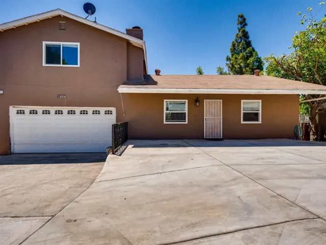 6735 Alamo Way, La Mesa, California 91942