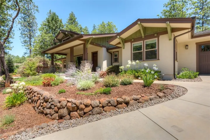 14994 Woodland Park Drive, Forest Ranch, California 95942