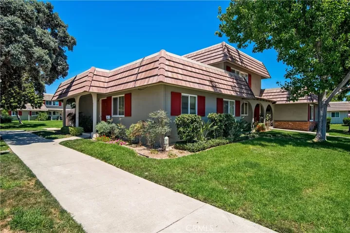 4751 Larwin Avenue, Cypress, California 90630