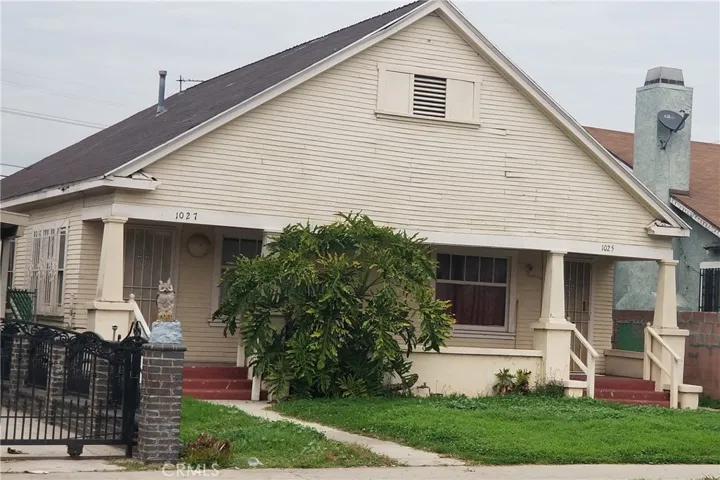 1025 W 54th Street, Los Angeles, California 90037