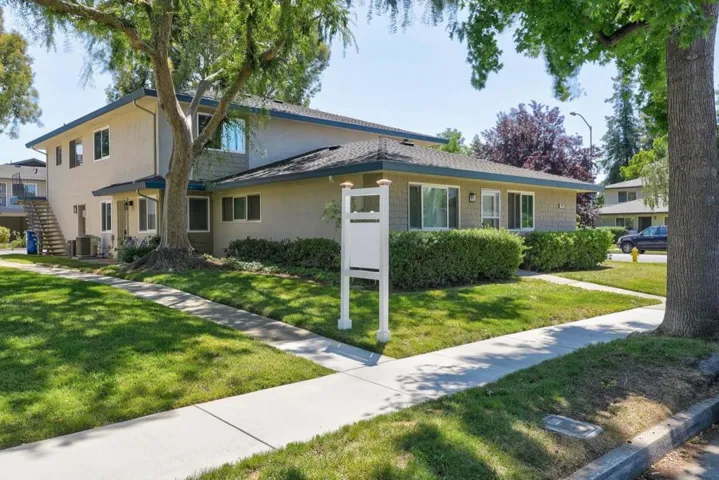208 Watson Drive 2, Campbell, California 95008