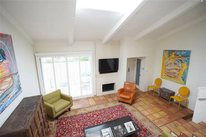 11862 Moorpark Street B, Studio City, California 91604