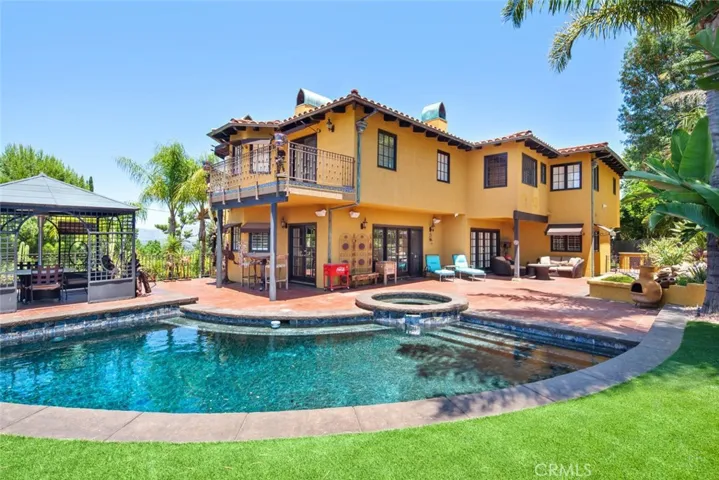 22612 Quinta Road, Woodland Hills, California 91364