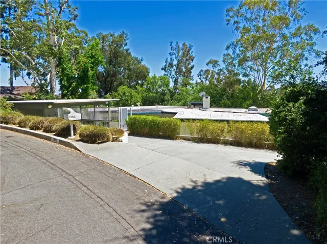 1355 Inverness Drive, Pasadena, California 91103