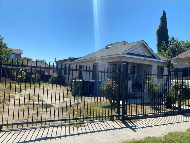 4060 Mckinley Avenue, Los Angeles, California 90011