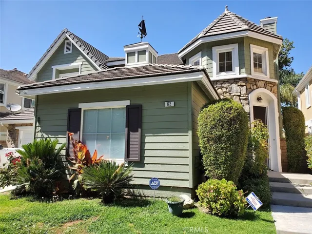 62 Lakeside Drive, Buena Park, California 90621