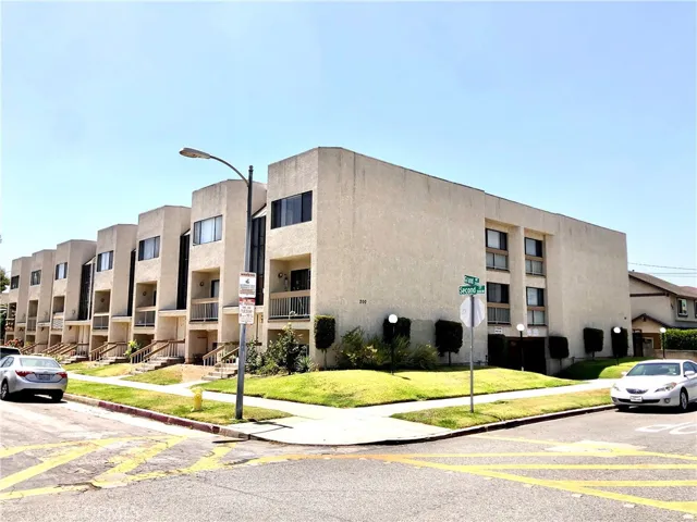 210 W Grand Avenue D, Alhambra, California 91801