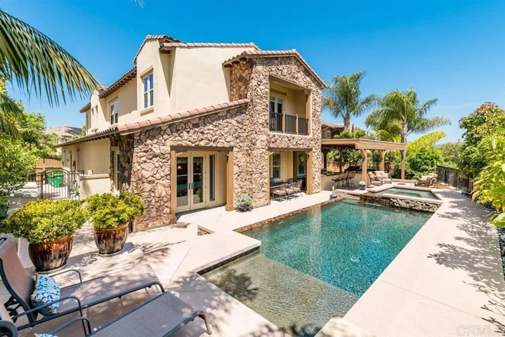 7195 Sitio Caballero, Carlsbad, California 92009