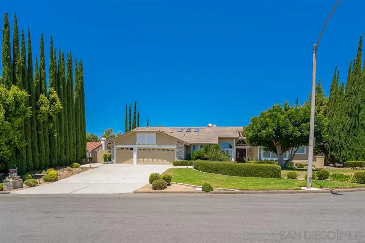 14220 Primrose Ct., Poway, California 92064