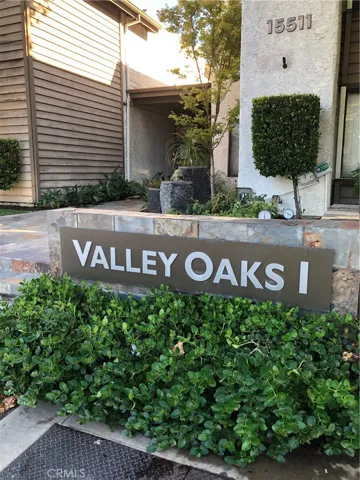15511 Sherman Way 16, Van Nuys, California 91406