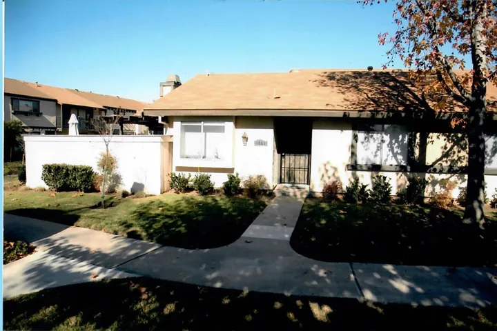 9554 Frank Way, Santee, California 92071