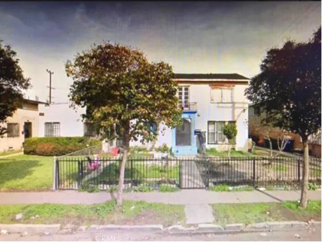 627 W 79th Street, Los Angeles, California 90044