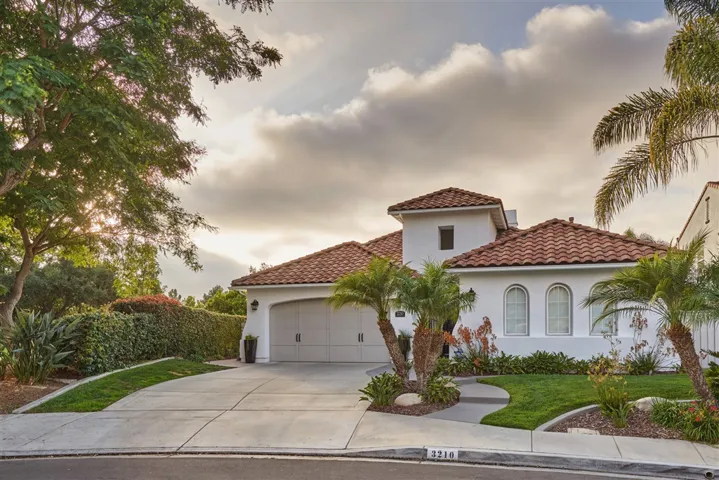 3210 Avenida Del Alba, Carlsbad, California 92009