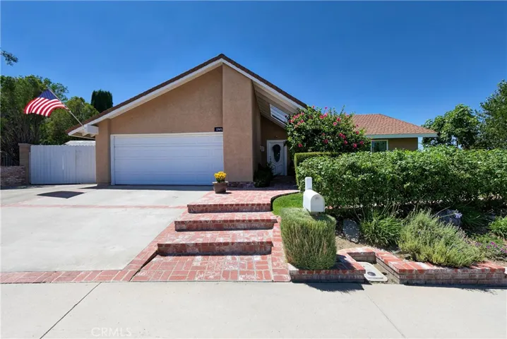 27481 Garza Drive, Saugus, California 91350