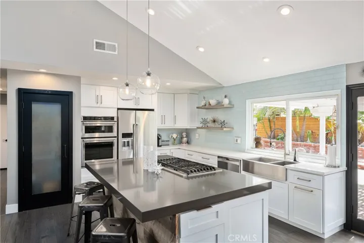 21121 Red Jacket Circle, Huntington Beach, California 92646