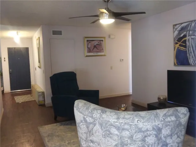 2002 S Oakland Avenue S, Ontario, California 91762