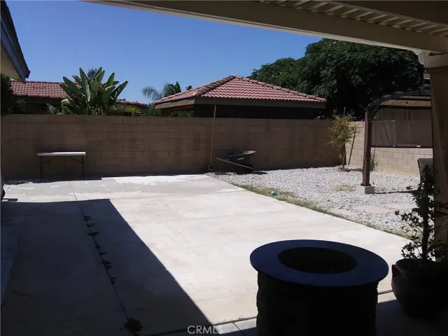 2002 S Oakland Avenue S, Ontario, California 91762