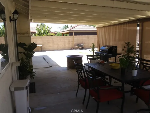 2002 S Oakland Avenue S, Ontario, California 91762