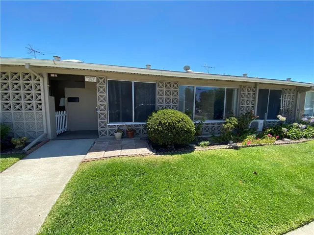 1420 Oakmont, Seal Beach, California 90740