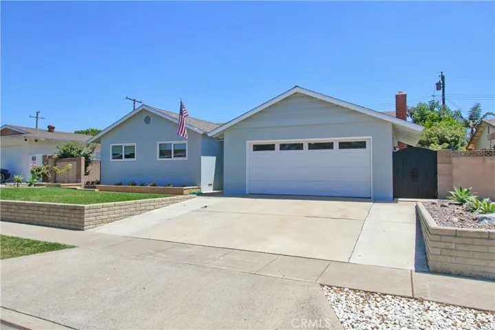 15642 Pacific Street, Tustin, California 92780
