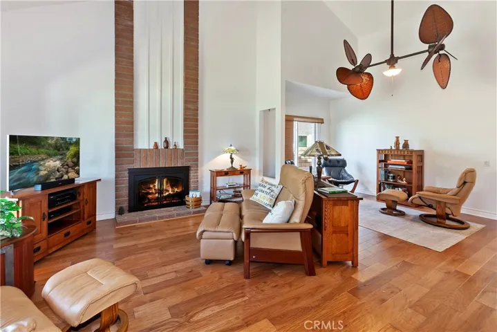 The area under the amazing ceiling fan can be a very stylish and large dining room