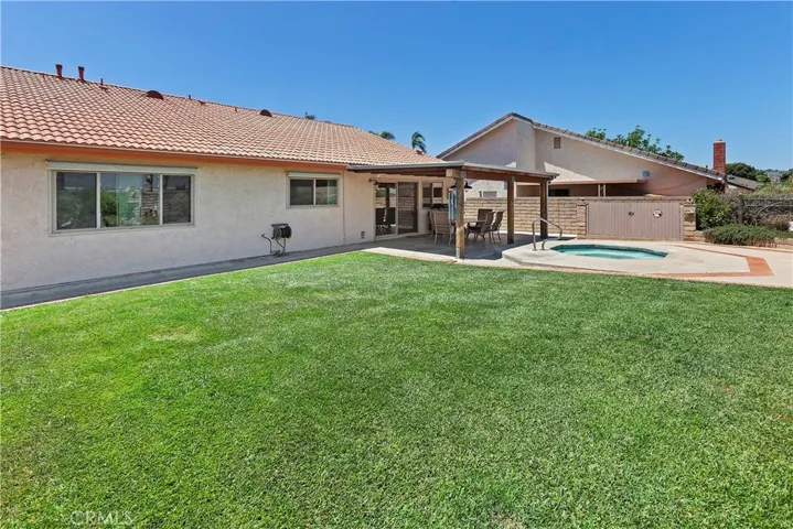 Great grass play area.  Rooms for games, dog romping, safe gatherings with friends and family.