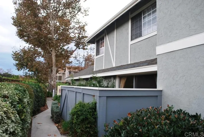 826 Windermere Point Way, Oceanside, California 92058