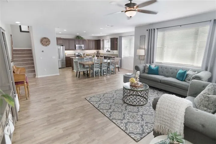 22028 Windham Way, Saugus, California 91350