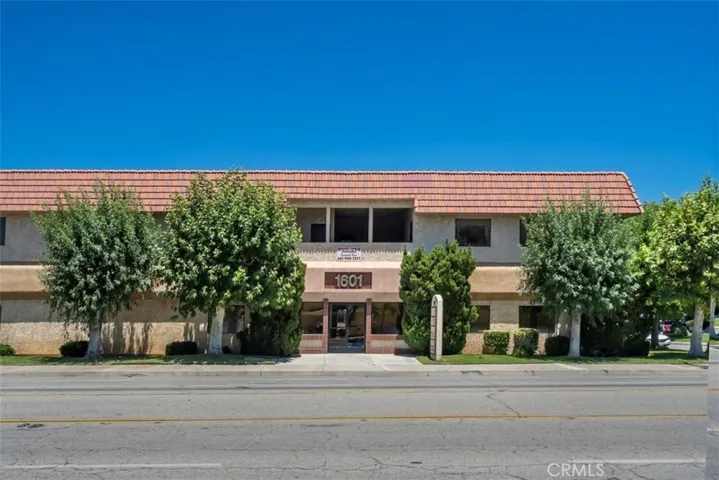 1601 W Avenue J, Lancaster, California 93534