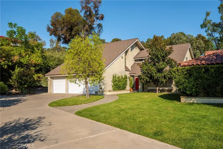 22591 Albares, Mission Viejo, California 92691