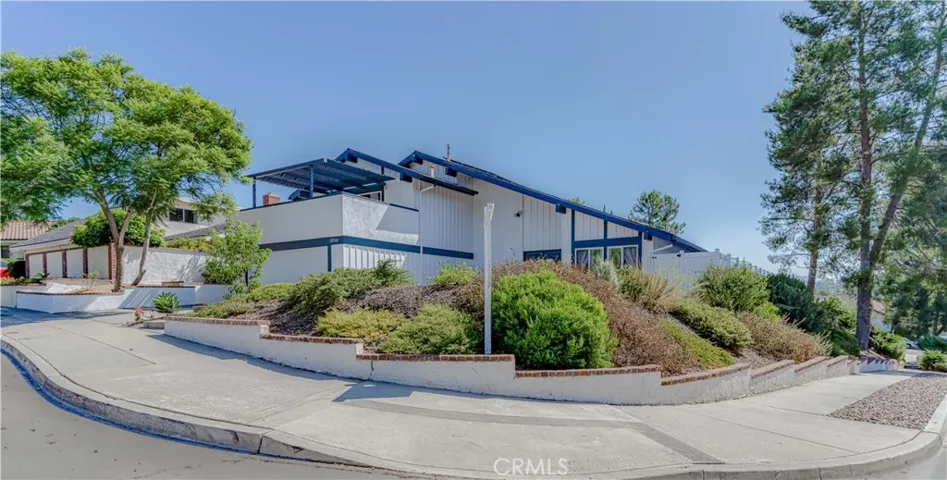 25542 Champlain Road, Laguna Hills, California 92653