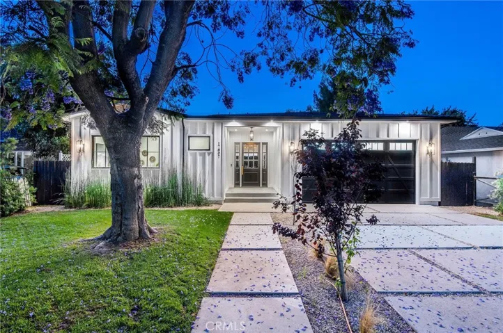 17807 Valley Vista Boulevard, Encino, California 91316