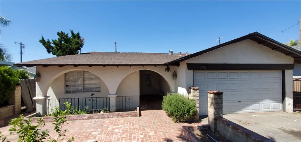 13335 Sproule Avenue, Sylmar, California 91342