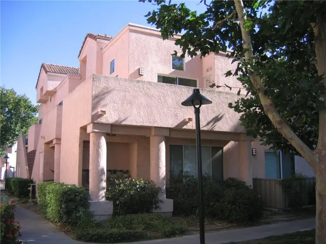 Upper Corner End-Unit