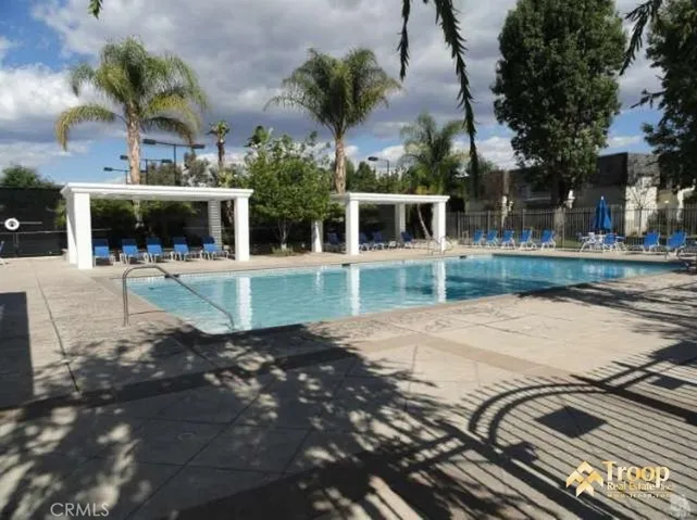 19144 Hamlin Street 4, Reseda, California 91335